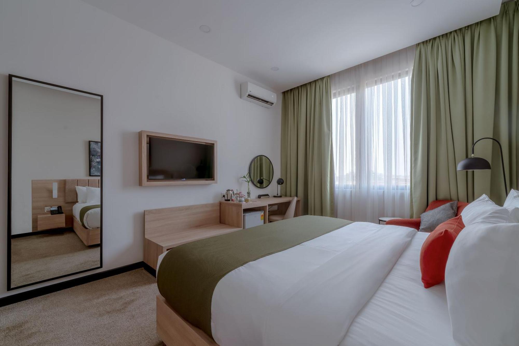 Eden Gardens Hotel Accra Exteriör bild