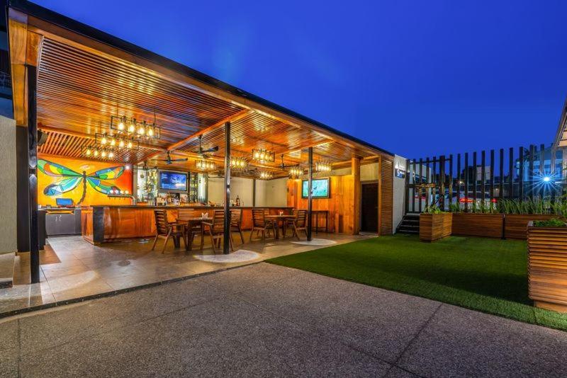 Eden Gardens Hotel Accra Exteriör bild